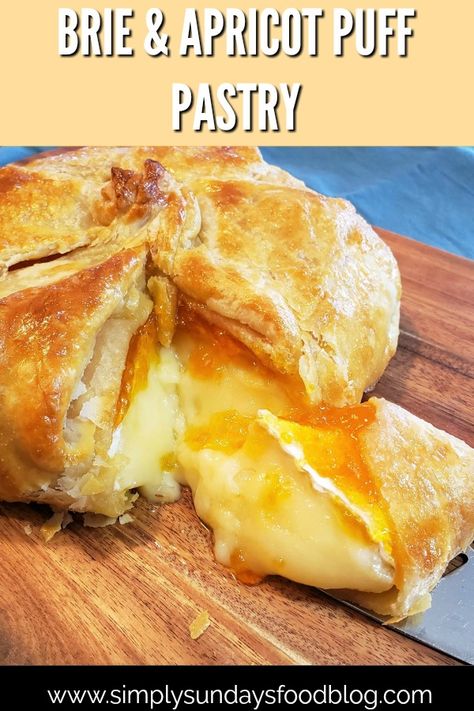 Baked Brie In Puff Pastry With Apricot Jam, Light Entrees, Apricot Brie, Brie Pastry, Baked Brie Puff Pastry, Brie Recipes Appetizers, Brie Cheese Recipes, Pastry Puff, Baked Brie Recipes