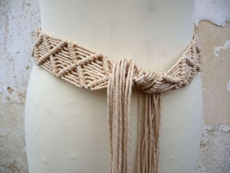 13 Easy Macrame Belt Patterns & Tutorials | Macramé Belt – Ideas for DIY Belt Macrame, Macrame Belts, Belt Patterns, Hip Huggers, Macrame Headband, Macrame Belt, Jute Macrame, Macrame Clothes, Easy Macrame