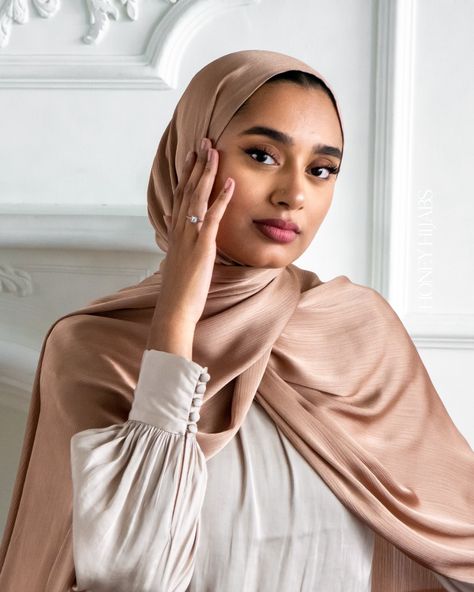 Made for a Queen just like you. Our Textured Satin Hijabs are made from a silky satin material that flows and drapes beautifully. The fabric has a subtle texture that prevents the hijab from slipping off your head. It's lightweight, easy to style, and have a gorgeous shine. And requires minimal ironing! The luxe satins are a must-have for evening glam and special occasions. It pairs perfectly with our Slip-on Camel Underscarf and Hijab Magnets to keep your hijab in place all day. Material & Care Silk Scarf Hijab, Christian Veiling, Hijab Material, Satin Hijab, Weddings Elegant, Silk Hijab, Satin Silk, Satin Material, Party Dress Long