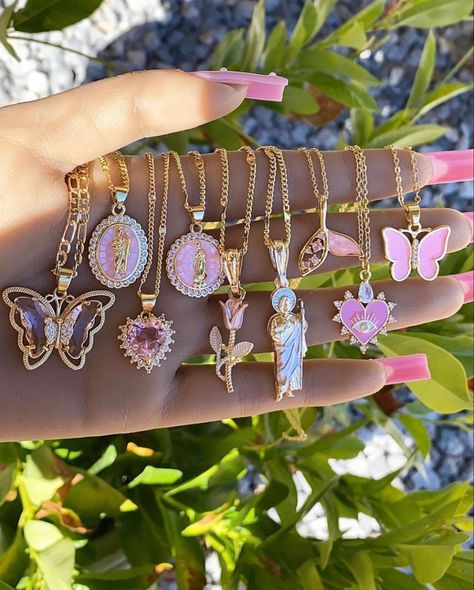 Jewelry Mexican, Latina Christmas Wishlist, Mexican Accessories, Hispanic Jewelry, Latina Jewelry, Body Jewelry Diy, Xoxo Jewelry, Van Cleef And Arpels Jewelry, Dope Jewelry Accessories