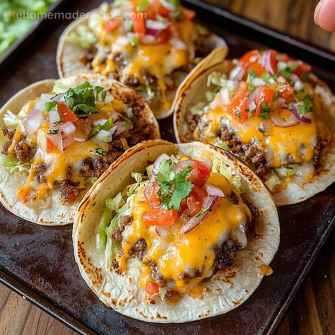 Smashed Cheeseburger Taco, Tortilla Cheeseburger Pie, Ground Beef And Tortillas, Cheeseburger Tacos, Cheeseburger Tater Tot Casserole, Cheeseburger Pie, Tater Tot Casserole Recipes, Hearty Casseroles, Taco Dip