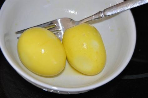 Amish Mustard Eggs ...My Mom said to share this with you guys... | Smoking Meat Forums - The Best Barbecue Discussion Forum On Earth! Mustard Pickled Eggs Recipe, Ww Snack Ideas, Mustard Eggs, Eggs Pickled, Pickled Eggs Recipe, Mennonite Girls Can Cook, Homemade Cleaners Recipes, Pickled Foods, Mennonite Recipes