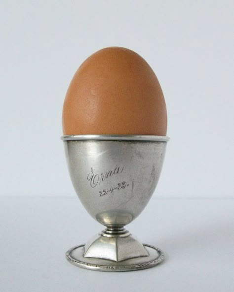 Vintage Silver Egg Cup David Andersen 830 Silver Egg Cup by Sfuso Shabby Mirror, Egg Cups Holders, Ceramic Egg Cups, Egg Holders, Vintage Egg Cups, Cup Cozy, Ceramics Pottery Art, Egg Holder, Egg Cups