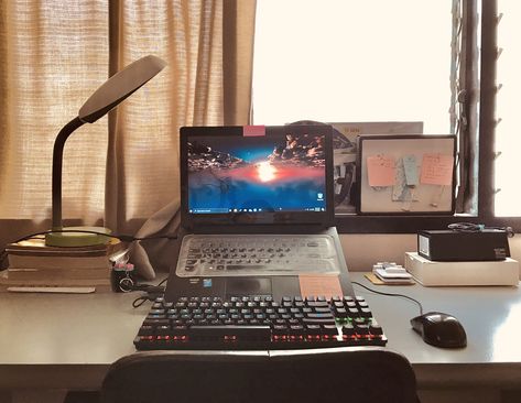 Low Budget Desk Setup, Budget Desk Setup, Gaming Laptop Setup, Laptop Setup, Game Setup, Internet Radio Station, Gamer Room, Gaming Laptop, Internet Radio