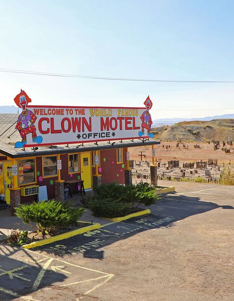 Clown Motel in Tonopah, NV | The Clown Motel | Travel Nevada Clown Motel, Famous Clowns, Tonopah Nevada, Creepy Circus, Ghost Walk, Nevada Travel, Circus Poster, Ghost Adventures, Roadside Attractions