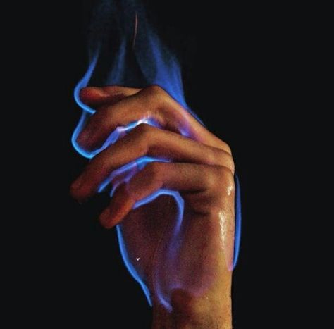 fire, hand, and blue image Breathing Fire, Foto Tips, Hot Anime, Red Queen, Bob Ross, Blue Flames, The Mortal Instruments, Story Inspiration, Dragon Age