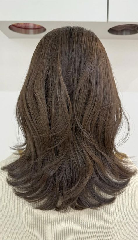 layered haircut, blonde layered haircut, bronde layered haircut, layered haircuts butterfly, layered haircuts, layered haircuts long hair, layered haircut shoulder length, layered haircuts medium length, short medium layered haircuts, layered haircuts for long hair, layered haircuts for women