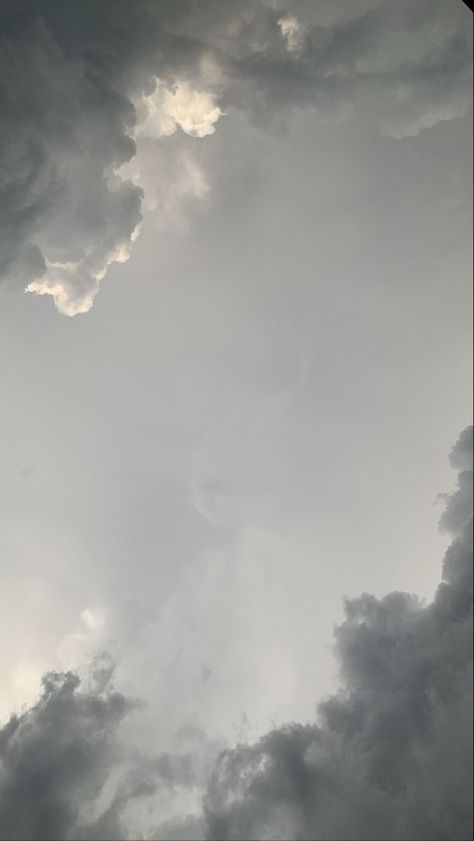 Storm Clouds Wallpaper, Grey Wallpaper Ipad, Grey Wallpaper Clouds, Grey Minimalist Wallpaper, Bedroom Wallpaper Aesthetic, December Aesthetic, Bedroom Wallpapers, Weather Wallpaper, Storm Wallpaper