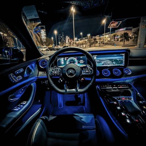 Luxury Interiors on Instagram: “Mercedes Interior 😍 Follow @lux.toys  Photo: @themaverique _ _ #mercedes #bedroom #miami #luxury #lifestyle #architecture #realestate…” Mercedes Interior, Mercedes S550, Interior Design Colleges, Mercedes Suv, Mercedes G Wagon, Luxury Car Interior, Decor Ikea, Mercedes Maybach, Design Blogs