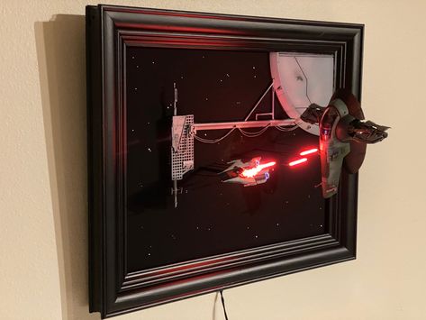 Super Hero Diorama, Picture Frame Diorama, Star Wars Diorama Diy, Framed Diorama, Frame Diorama, Starwars Diorama, Realistic Spaceship, Star Wars Collection Display, Wall Diorama