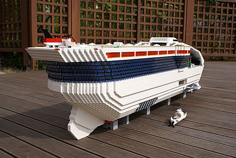 Lego Cruise Ship, Lego Ideas, Cruise Ship, Baby Strollers, Rum, Lego, Building, Water