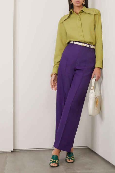 Violet Pants Outfit, Purple Trousers Outfit, Purple Pants Outfit, Colored Pants Outfits, Color Combos Outfit, Purple Jeans, Purple Pants, Purple Outfits, Inspo Outfit