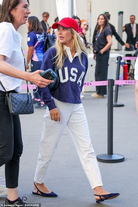 Emma Roberts shows her allegiance to Team USA at Olympics in Paris Emma Roberts Outfits, Emma Roberts Style, Eric Roberts, All American Girl, White Trousers, Usa Shirt, Taylor Swift Fan, Julia Roberts, Emma Roberts