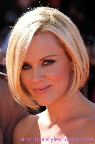 Bobs Without Bangs, Bob Without Bangs, Jenny Mccarthy Hair, Jenny Mccarthy, Short Bob Haircuts, Short Hair Haircuts, Bob Haircuts, Short Bob Hairstyles, Short Hair Cuts For Women