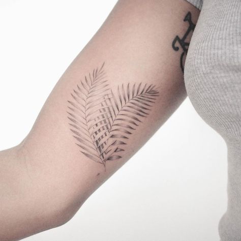 Share it: Share it: Palm Leaves Tattoo, Tattoo Leaf, Net Tattoo, Tattoo Leaves, Palm Tattoo, Tattoo Goo, Leaves Tattoo, Unique Butterfly Tattoos, Blue Homecoming Nails