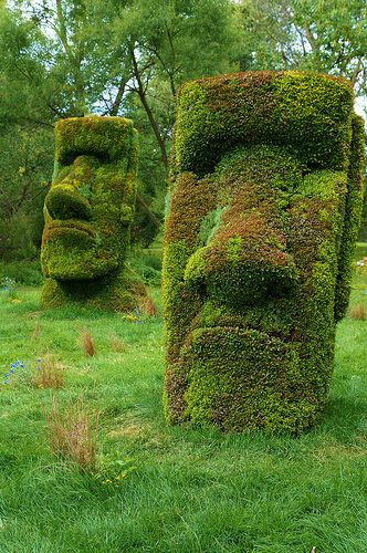 Easter Island statues (Moai) of Alternanthera (3) | Karl Gercens | Flickr Easter Island Moai, Easter Island Heads, Easter Island Statues, Mystery Of History, Easter Island, Alien Art, Big Art, Ancient Aliens, Famous Places