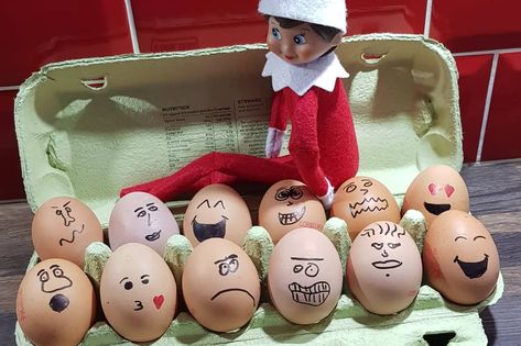 Funny Elf On The Shelf, Elf Funny, Funny Eggs, Awesome Elf On The Shelf Ideas, Funny Ideas, Christmas Preparation, Santa's Little Helper, Snow Angels, Elf On The Shelf Ideas