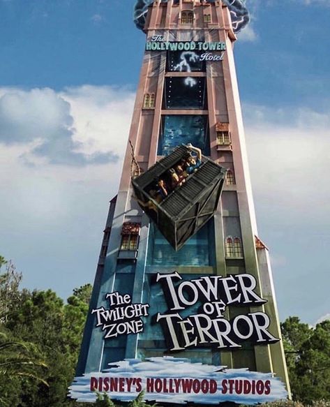 Tower Of Terror, Disney Day, Story Ideas Pictures, Hollywood Studios Disney, Disney Aesthetic, Hollywood Studios, Theme Parks, Space Needle, Magical Places