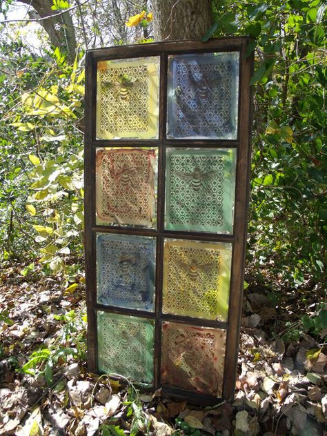 Dishfunctional Designs: Window of Opportunity: Old Salvaged Windows Get New Life As Unique Decor Stained Windows, Recycled Windows, Salvaged Windows, Old Window Projects, Reclaimed Windows, Repurposed Windows, Window Crafts, Repurposed Art, Window Projects