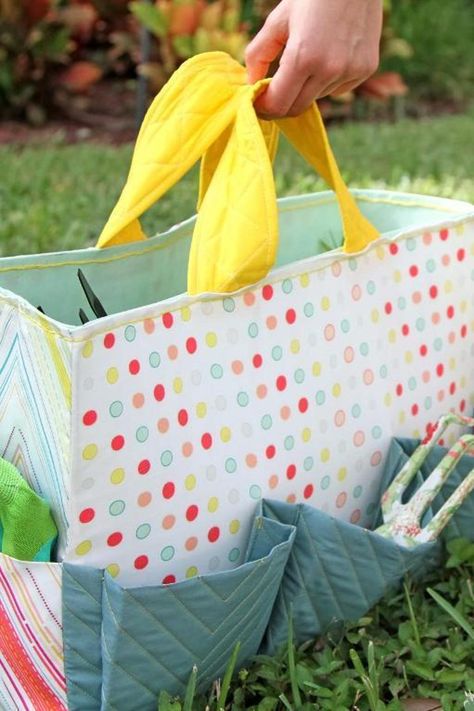 Garden Tote Bag, Garden Bags, Free Pdf Sewing Patterns, Utility Bag, Craft Bags, Bags Tutorial, Purse Patterns, Love Sewing, Fabric Bags