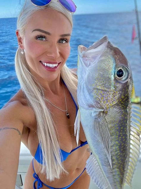 Deep Sea Fishing Outfit, Fishing Outfit, Pensacola Florida, Fishing Girls, Deep Sea Fishing, Sea Fishing, Deep Blue Sea, Fishing Outfits, Sea Fish