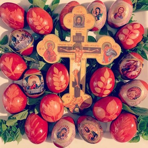 Greek Easter Aesthetic, Orthodox Easter Aesthetic, Greek Easter Decorations, Orthodox Easter Eggs, Happy Orthodox Easter, Red Easter Eggs, Orthodox Lent, Srećan Uskrs, Greek Orthodox Easter