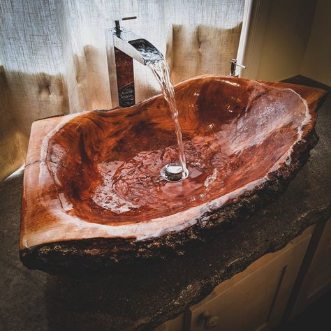 Bohemian Decor Bathroom, Log Decor, Wood Vessel, Wood Sink, Rustic Bathroom Designs, Wooden Log, Basin Design, Log Furniture, Rustic Bathrooms