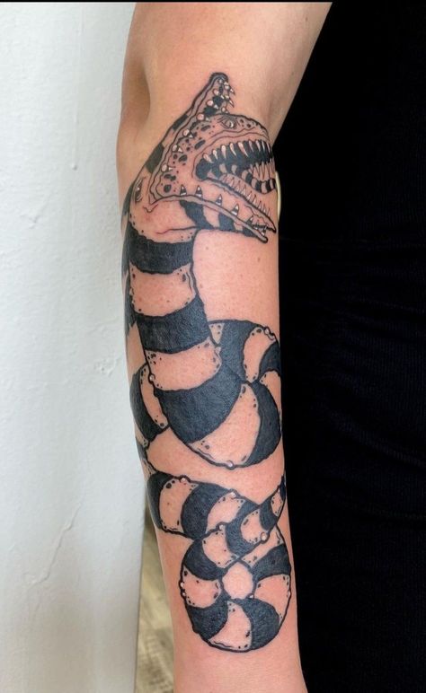 Sand Worm Beetlejuice Tattoo, Sand Worm Tattoo, Beetlejuice Snake Tattoo, Sandworm Beetlejuice Tattoo, Sandworm Tattoo, Beetlejuice Snake, Worm Tattoo, Sand Worm, Beetlejuice Tattoo