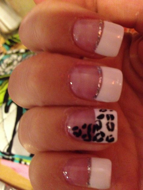 Animal print nails 00s Nails, 2000s Nails, Natural Nail Designs, Duck Nails, Leopard Print Nails, Grunge Nails, Print Nails, French Acrylic Nails, Crazy Nails