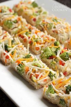 Vegetable Pizza Appetizer, Appetizer Veggie, Potluck Bbq, Veggie Pizza Appetizer, Crescent Roll Veggie Pizza, Flavored Cream Cheese, Easy Crescent Roll Recipes, Veggie Bars, Flavored Cream Cheeses