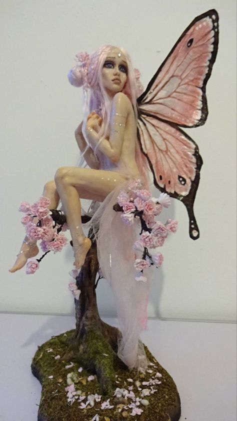 Fairy Energy, Polymer Clay Fairy, Ooak Fairy, Fairy Goth, Pixie Hollow, Clay Fairies, Fairy Artwork, Grunge Fairy, Fairy Figurines