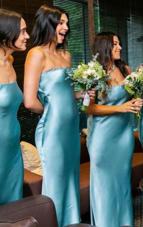 Beachy Bridesmaid Dresses, Tiffany Blue Bridesmaid Dresses, Cocktail Dresses For Weddings, Tiffany Blue Dress, Aquamarine Dress, Weddings 2024, Turquoise Bridesmaid, Silk Bridesmaid Dresses, Turquoise Bridesmaid Dresses