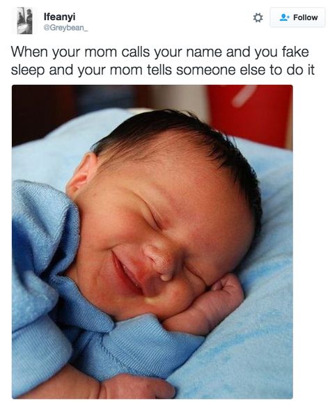 When you narrowly miss a bullet. | 21 Times The Internet Was Way Too Real About Having A Sibling Gelukkige Baby, Baby Smiles, Foto Baby, Happy Baby, Baby Fever, Little People, Children Photography, Baby Pictures, Baby Photography