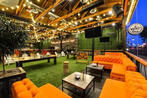 Shisanyama Restaurant Ideas, Indoor Sports Complex Design, Outdoor Sports Bar, Sports Bar Interior, Beer Garden Ideas, Sport Bar Design, Bar Lounge Design, Concept Restaurant, Rooftop Restaurant Design