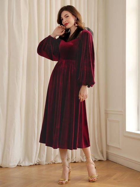 Dynasty Outfits, Sleeved Velvet Dress, Velvet Prom Dress, Purple Wine, Nice Clothes, Flounce Sleeve, Lantern Sleeve, Lantern Sleeves, Women Dresses