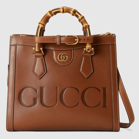 Shop the Gucci Diana small tote bag in brown at GUCCI.COM. Enjoy Free Shipping and Complimentary Gift Wrapping. Gucci Diana, Tas Bahu, Gucci Handbag, Gucci Tote Bag, Gucci Tote, Small Tote Bag, Handbag Heaven, Small Tote, Gucci Handbags