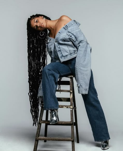 Black And White Denim Photography, Faux Locs Photoshoot Ideas, Photo Shoot With Braids, Boho Photoshoot Black Women, Hairstyle Photoshoot Ideas, Denim Shoot Photography, Braided Photoshoot Ideas, Photoshoot Ideas Braids, Photoshoot With Locs