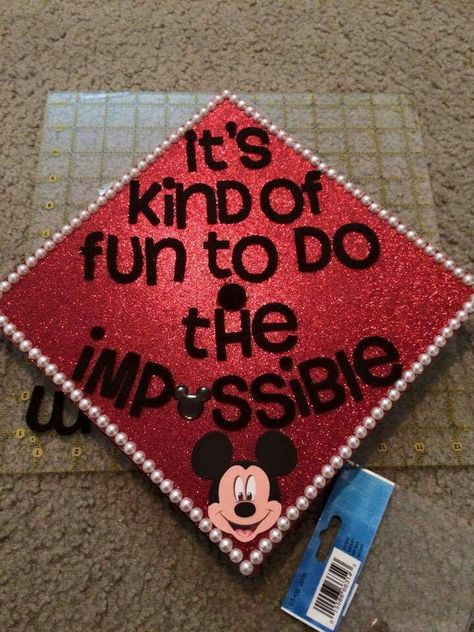 Disney Mickey Mouse Grad Cap Mickey Mouse Graduation Cap, Mickey Mouse Graduation, Disney Grad Caps, Degree Picture, Disney Graduation Cap, Disney Graduation, Graduation Party Diy, Cap Decoration, Grad Caps