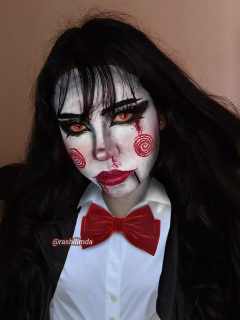 Saw Outfit Halloween, Billy Saw Makeup, Saw Girl Costume, Jigsaw Makeup Woman, Art The Clown Makeup Terrifier, Halloween Makeup Characters, Sam Halloween Makeup, Jig Saw Makeup, Saw Makeup Jigsaw