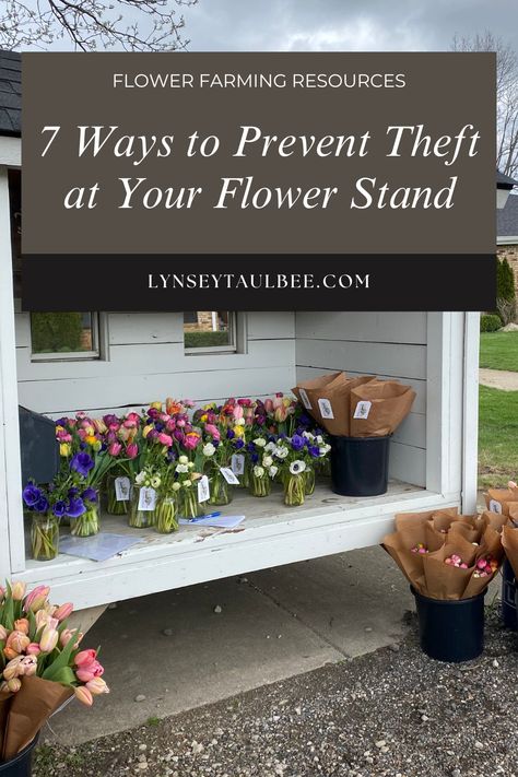 A flower stand full of spring flower bouquets Flower Stand Roadside, Flower Selling Stand, Flower Market Stand Ideas, Fresh Flower Stand, Flower Farm Stand Ideas, Roadside Flower Stand Ideas, Flower Stand Sign, Flower Cart Ideas, Flower Farm Stand