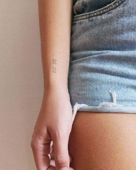 Zero O Clock Tattoo, Bts 00:00 Tattoo, Bts Minimalist Tattoo, 00:00 Tattoo, Zero O Clock Bts, Zero O Clock, Bts Tattoo, Simple Arm Tattoos, Tattoos Inspo