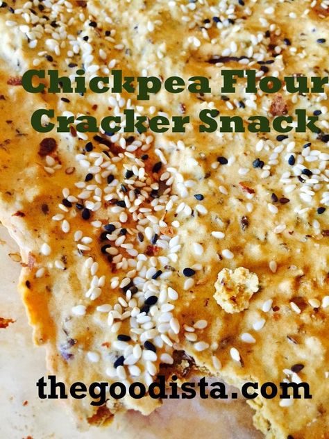 Chic Peas, Cracker Recipe, Healthy Crackers, Homemade Crackers, Saltine Crackers, Cracker Snacks, Cracker Recipes, Chickpea Flour, Flour Recipes