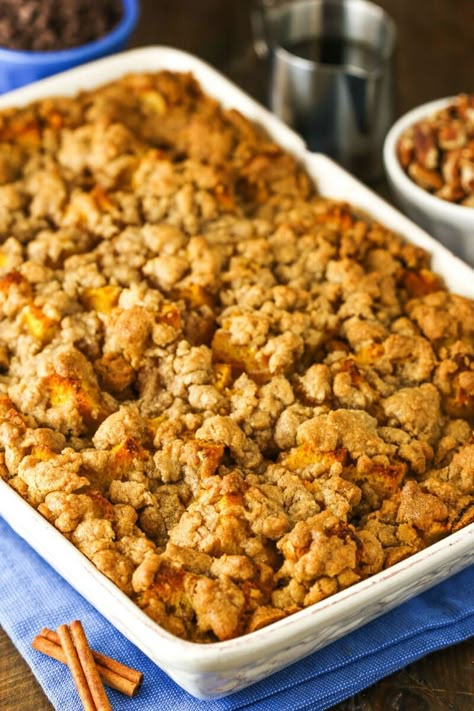 This Overnight Pumpkin Spice Baked French Toast Casserole is an easy breakfast casserole full of pumpkin, cinnamon and spices! It’s a great Fall and holiday breakfast for a crowd and it’s perfect for making ahead! #fallrecipes #easybreakfastideas #frenchtoastcasserole #pumpkinfrenchtoastcasserole Overnight Pumpkin French Toast, Easy Fall Breakfast, Pumpkin French Toast Bake, Breakfast Casserole Recipes, Pumpkin French Toast Casserole, Baked Cinnamon Apples, French Toast Casserole Easy, Easy Breakfast Casserole, Easy Breakfast Casserole Recipes