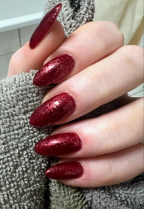 Wine Sparkle Nails, Red Sparkly Acrylic Nails, Red Glittery Nails, Red Sparkle Nails, Acrylic Nails Almond Shape, Formal Ideas, Shellac Colors, December Nails, Formal Nails