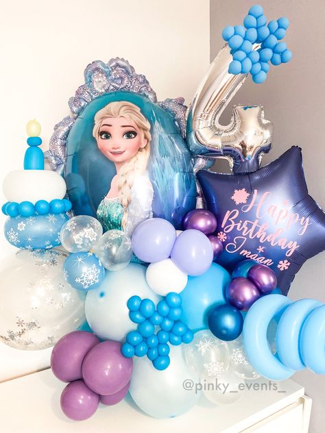 Frozen theme #balloons #bouquets #frozen #theme #personalisedballoons Frozen Theme Party Decorations, Frozen Birthday Party Cake, Frozen Balloons, Frozen Birthday Party Decorations, 4de Verjaardag, Elsa Birthday Party, Frozen 3, Frozen Bday Party, Frozen Party Decorations