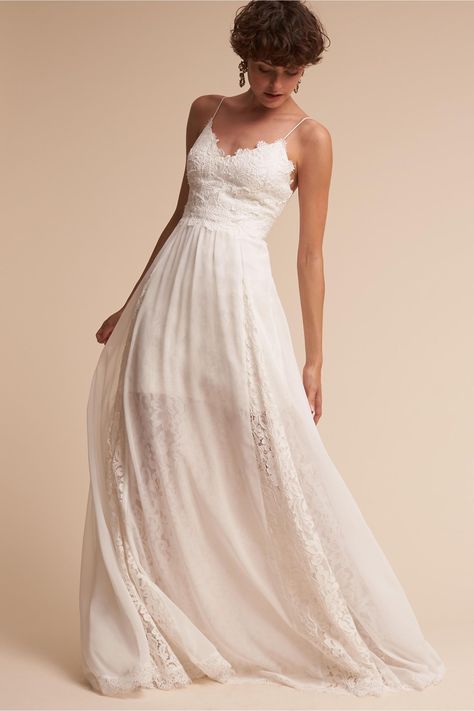 BHLDN's Gibson Gown in Ivory Belle Wedding Dress, Bhldn Wedding Dress, Bhldn Dresses, Bhldn Dress, Preowned Wedding Dresses, Used Wedding Dresses, Casual Wedding Dress, Bohemian Wedding Dresses, Brides Wedding Dress