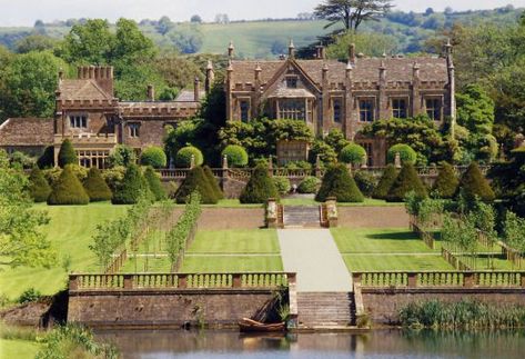 Parnham House, near Beaminster, Dorset Old Mansion Aesthetic, English Mansion, Houses Mansions, English Architecture, English Manor Houses, Country Manor, Old Mansion, Dorset England, English Tudor