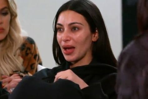 Kim Kardashian Without Makeup, Kim Kardashian Cry, 1d Day, Keeping Up With The Kardashians, Star Wars Fandom, Reality Tv Shows, Without Makeup, Clothes Horse, Reality Show