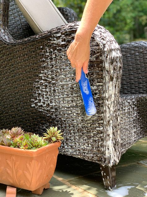 How To Store Patio Furniture For Winter, Outdoor Furniture Cleaner Diy, Cleaning Outdoor Furniture, How To Clean Patio Furniture, How To Clean Outdoor Furniture, Cleaning Patio Furniture Cushions, How To Clean Patio Cushions Outdoor, Clean Outdoor Cushions, Clean Patio Furniture