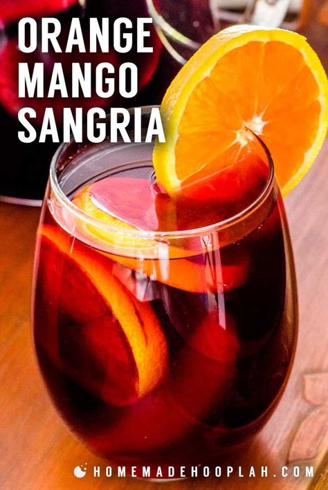 Mango Rum Drinks, Spicy Sangria, Lemon Sangria, Vodka Sangria, Mango Sangria, Best Sangria Recipe, Orange Sangria, Sweet Red Wine, Mixed Cocktails